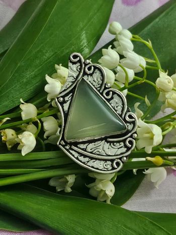 Bague texturée en argent sterling 925 avec pierre onyx vert