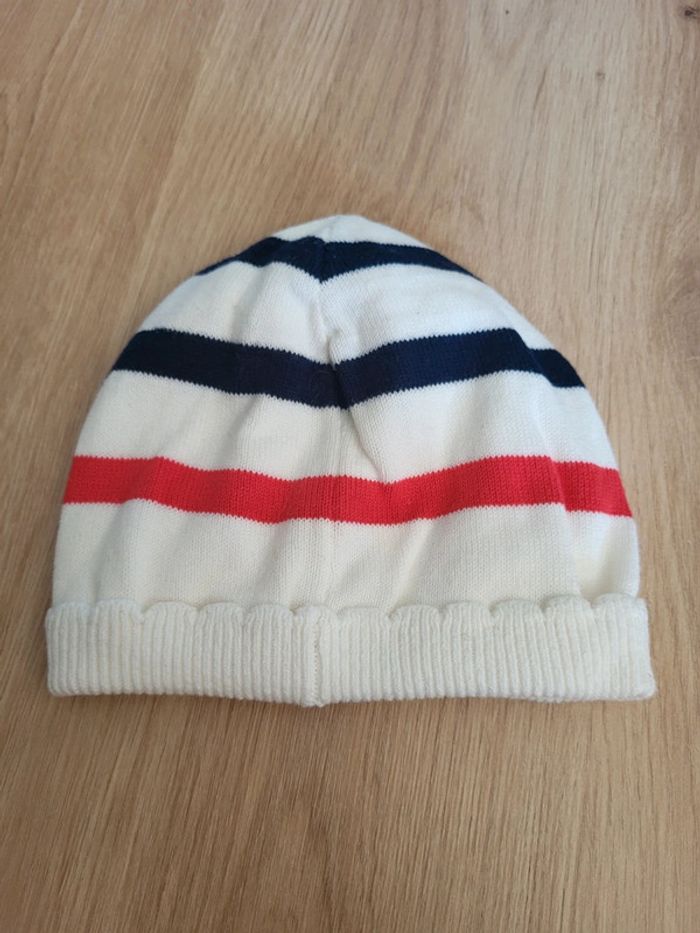 Bonnet - photo numéro 2