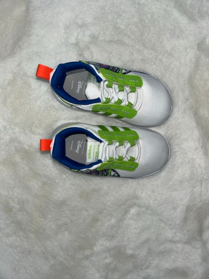 Baskets Adidas feat Disney - photo numéro 2