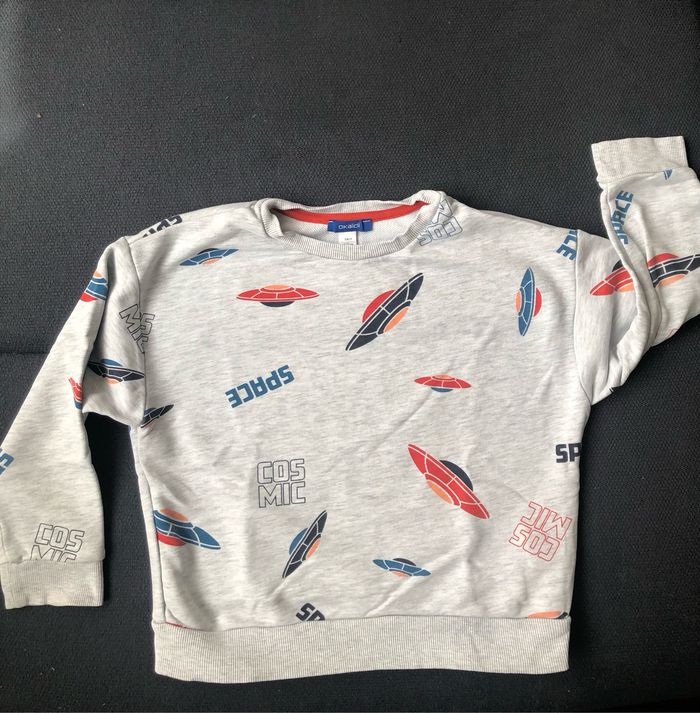 Lot de 6 pulls et sweats / 5 ans - photo numéro 2