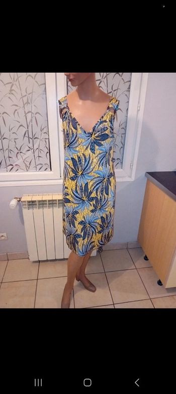 Robe mi longue taille 42