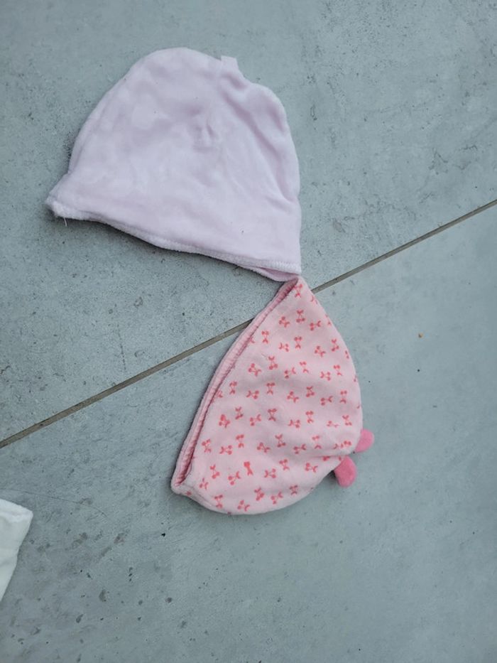 Lot bonnet bébé fille 1 mois