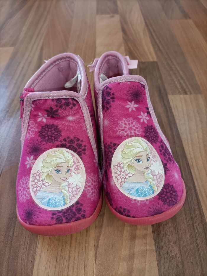 Chaussons roses Reine des Neiges 24