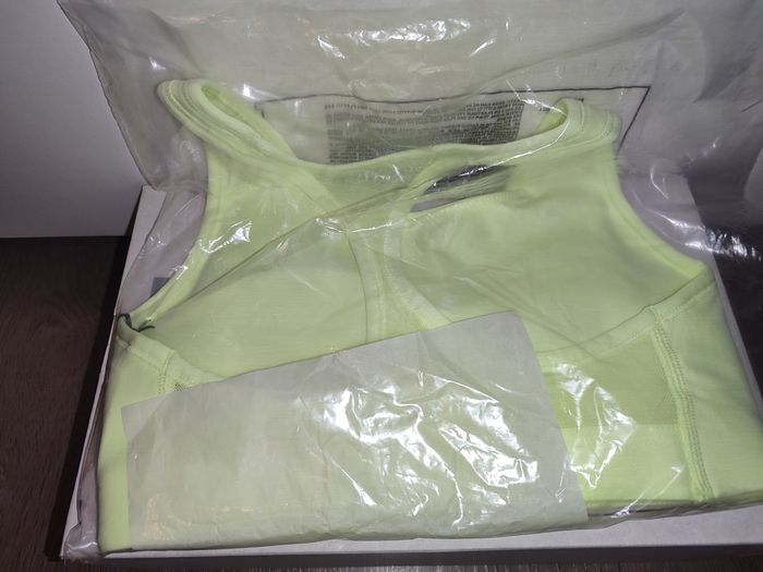 Brassière neuve nike - photo numéro 6