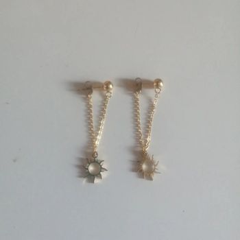 🌸Boucles d'oreilles trapèze chaîne dorée et soleil "Zag" 🌸