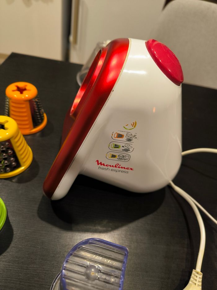 Moulinex Fresh express 3-en-1, Découpe-légume, 3 cônes, blanc et rouge - photo numéro 5