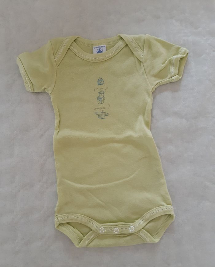 Lot de 7 bodies manches courtes taille 3 mois - photo numéro 4