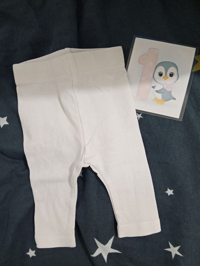 Legging blanc (3) _ 1 mois