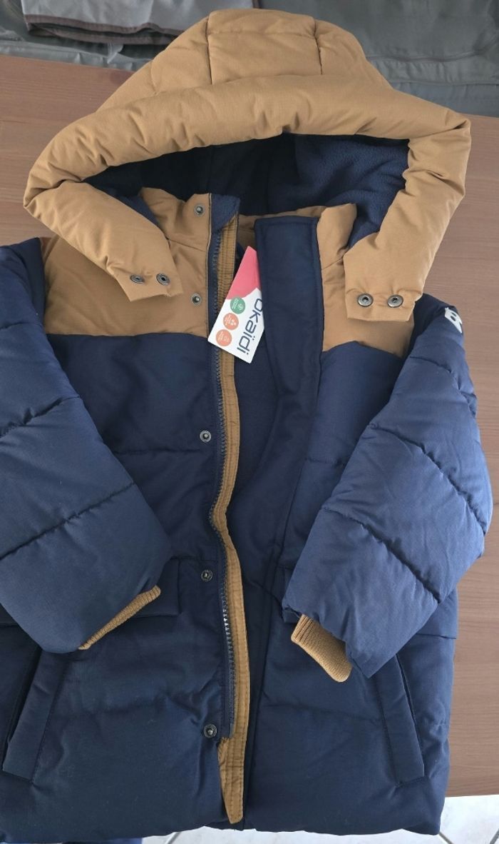 NEUVE  (non portée)👌🤩😍🥰👌 superbe  doudoune Très chaude 4 ans garçon 😍💔🤩 - photo numéro 2