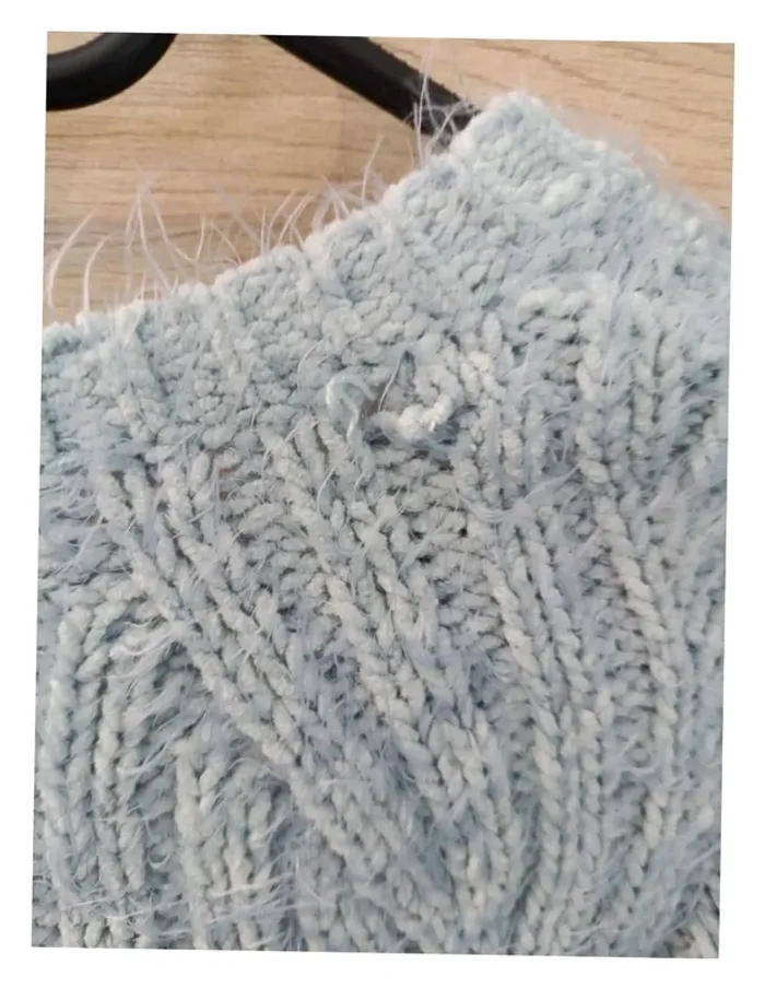 Pull turquoise - photo numéro 4