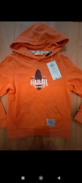 Sweat neuf name it 7-8 ans