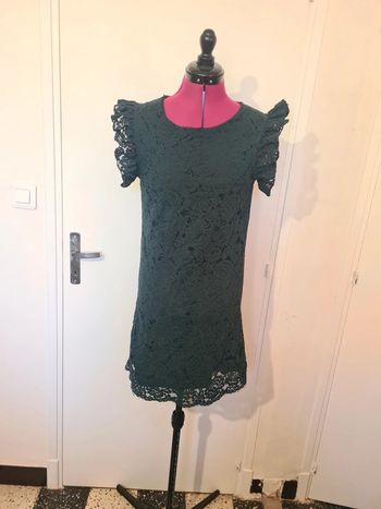 Robe dentelle verte taille S