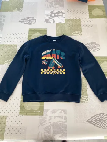 Sweat taille 9 ans (134 cm) de marque La redoute