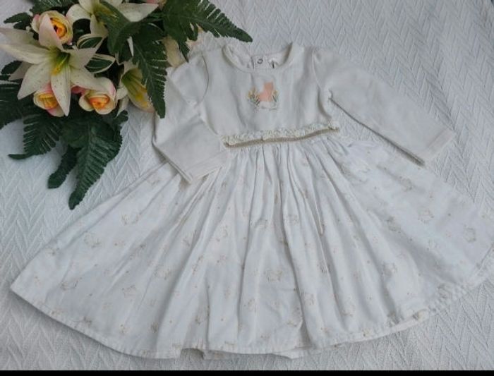 Robe body bi-matière effet 2 en 1. Body manches longues en jersey, de la marque Orchestra en 6 mois.