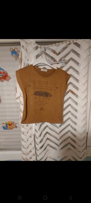Tee shirt
