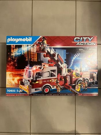 Playmobil camion de pompiers 70935