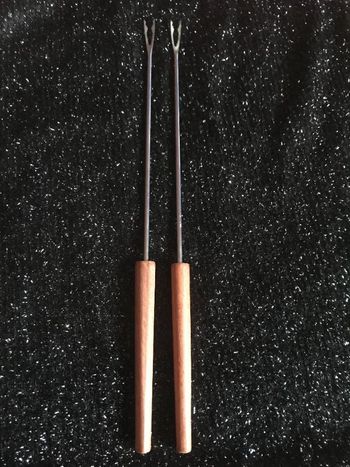 2 pics à fondue * prix 1e * kiki60230