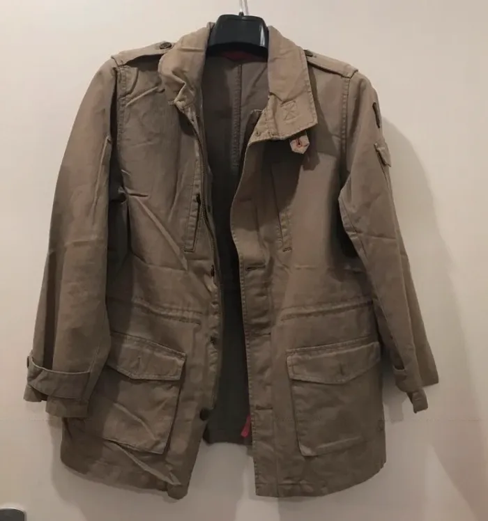 Veste été kiabi militaire marrons clairs manches longues taille 36 - photo numéro 2