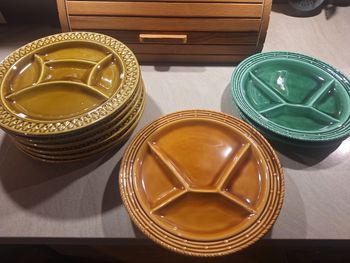 Lot 10 assiettes à fondue Sarreguemines années 70