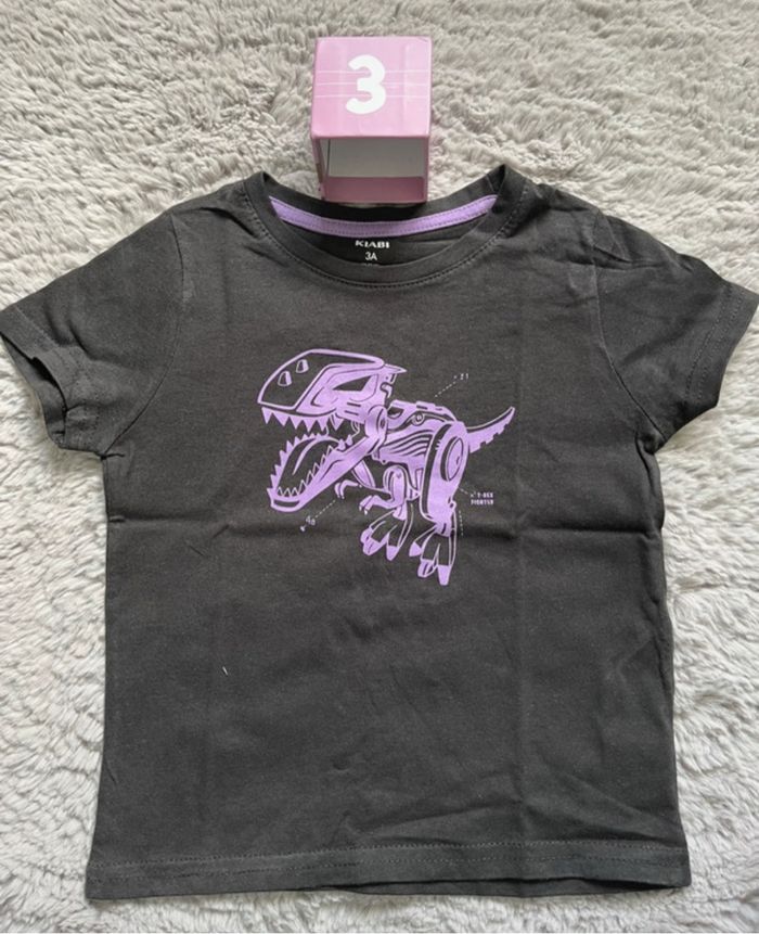 Tee shirt