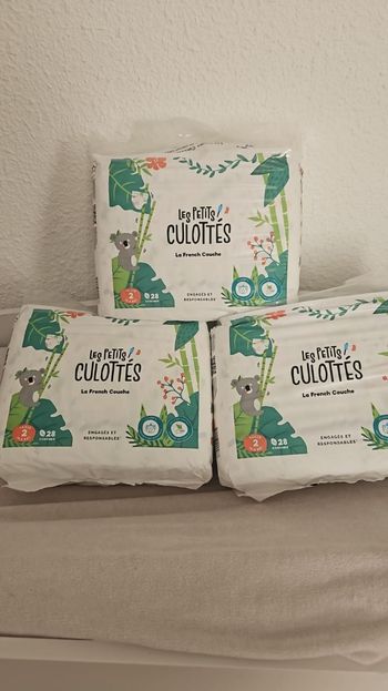 3 paquets de couches taille 2 les petits culottés