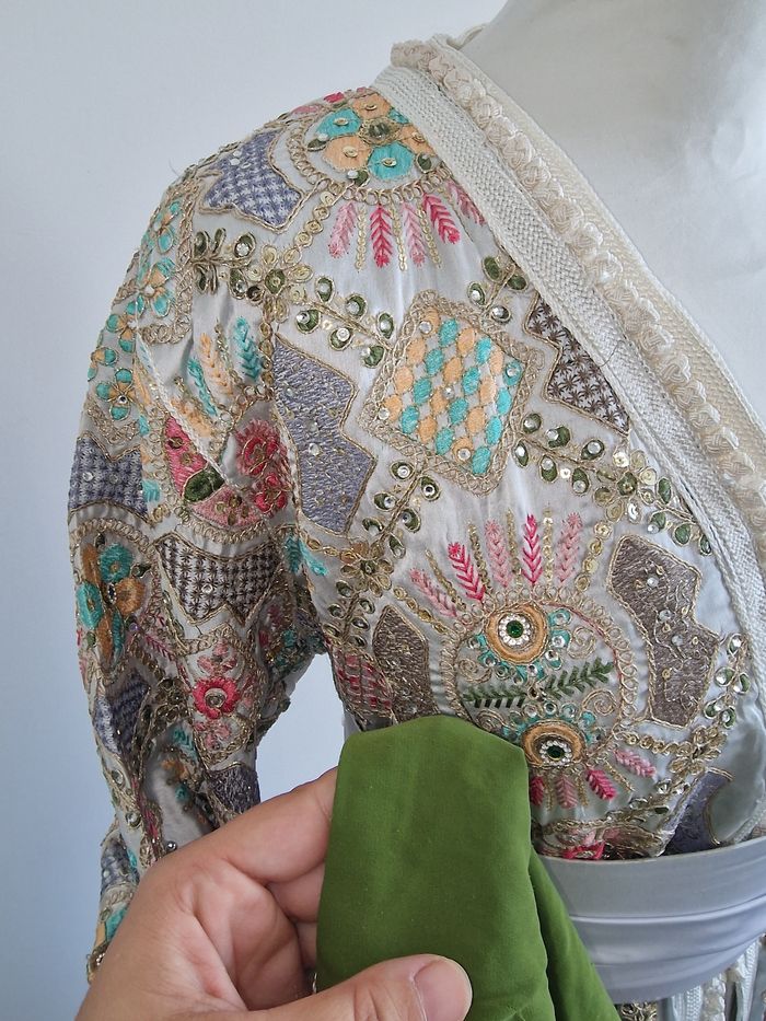 Takchita sari 2 pièces - photo numéro 3