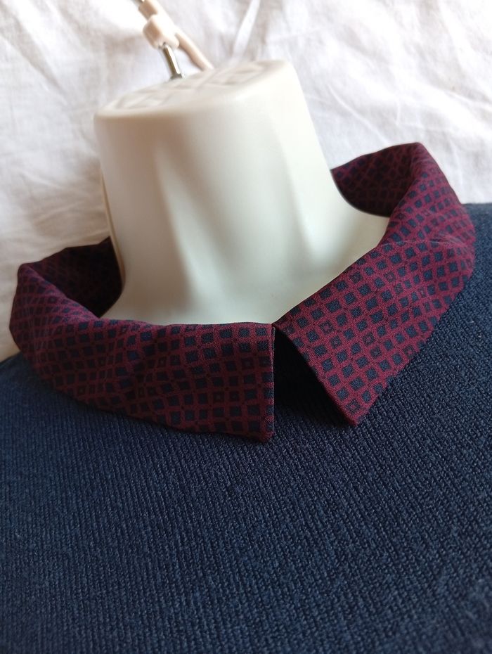 Pull col et noeud dos taille m - photo numéro 2