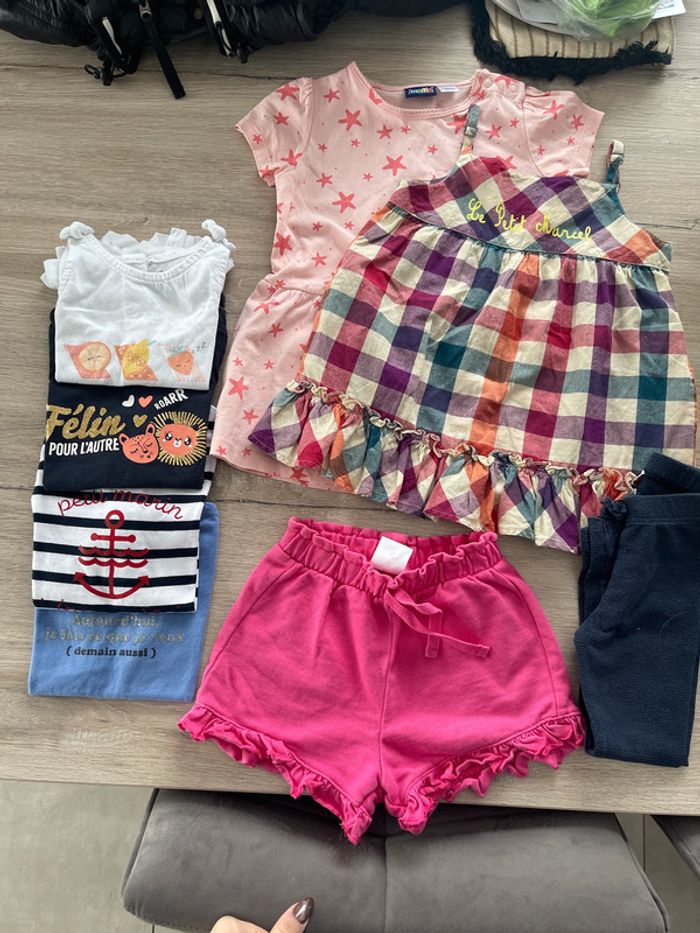 Lot vêtement fille 24 mois