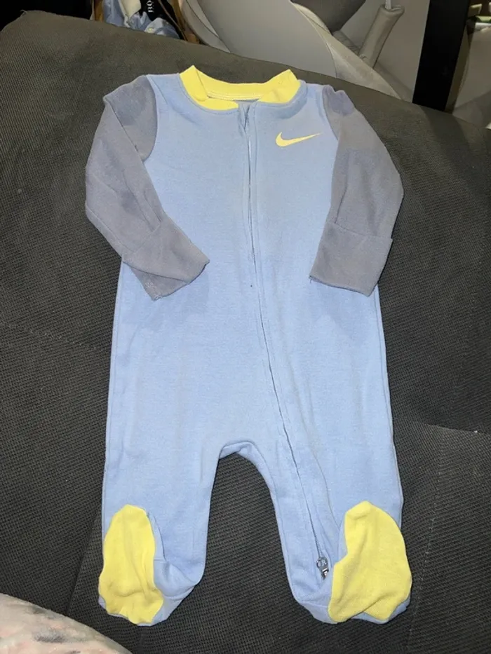 pyjama nike bébé