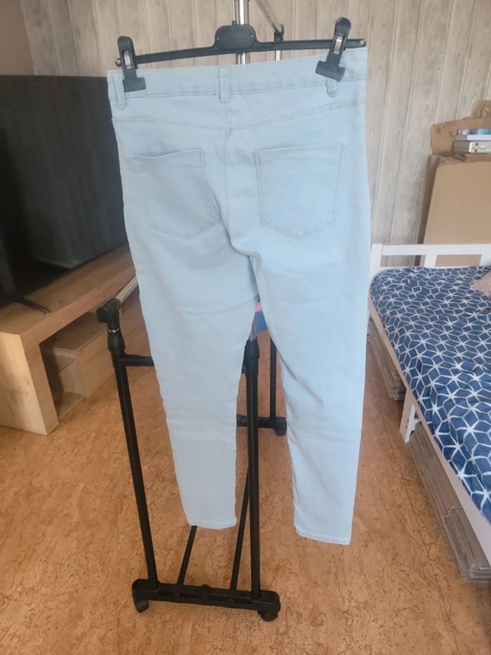 Jeans clair - photo numéro 2