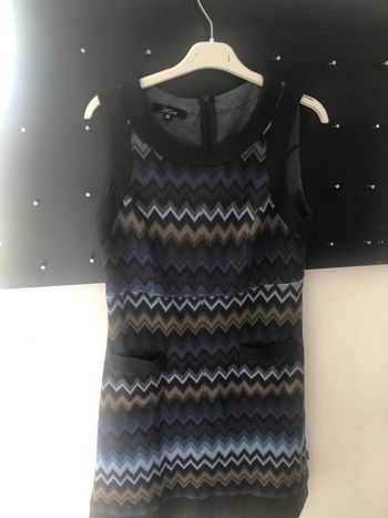 Robe. Brun