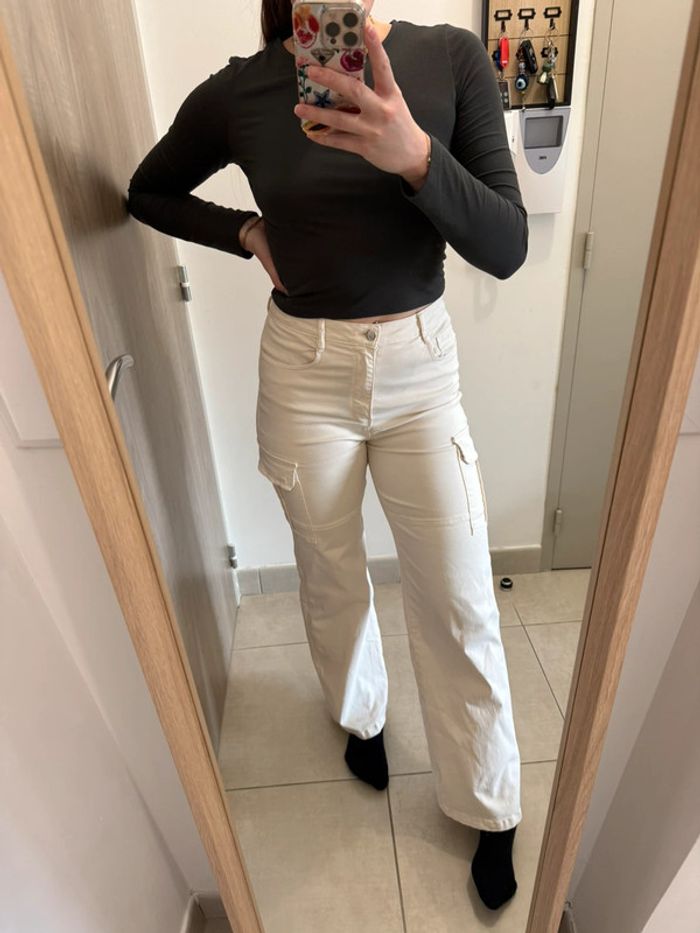 Cargo droit beige crème