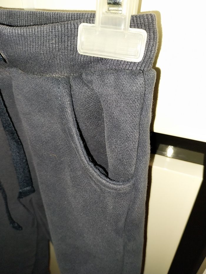 Pantalon de jogging Eldys bleu marine avec bande blanche au bas  des jambes - photo numéro 5