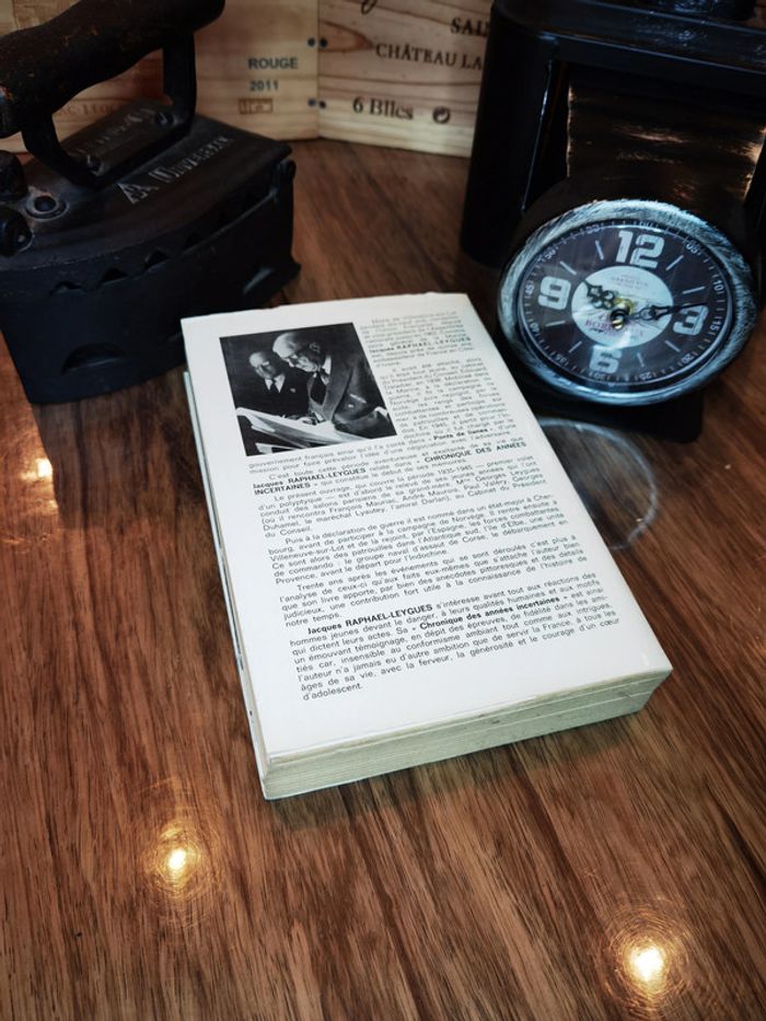 D2889 - livre "chroniques des années incertaines 1935 1945" - photo numéro 4