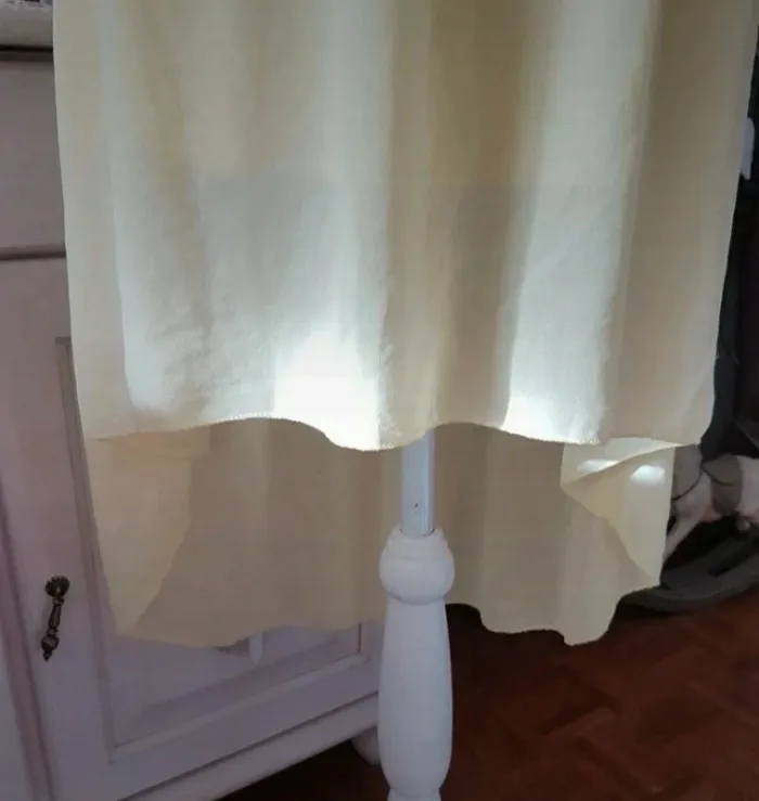 Robe asymétrique jaune dos sexy dentelle dos & poitrine Taille 38/40 - photo numéro 5