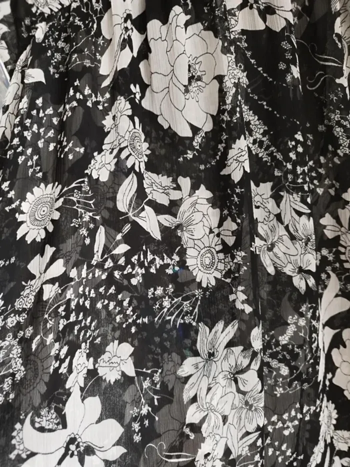 Robe de plage transparente noir et blanc 48/50 - photo numéro 5
