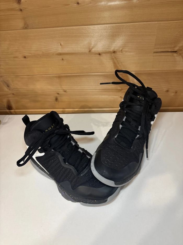 Chaussures de basket tarmak - photo numéro 2