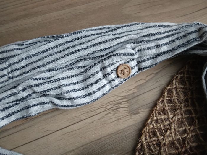 🌸Chemise lin blanche et bleu 12ans a 3€🌸 - photo numéro 2