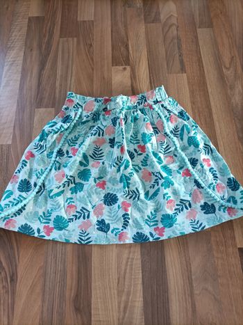 Jupe fleurie verte neuve 8 ans Kiabi