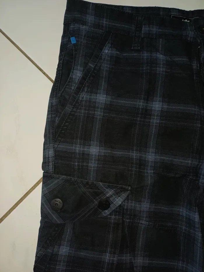 Superbe Bermuda homme taille 40 - photo numéro 3
