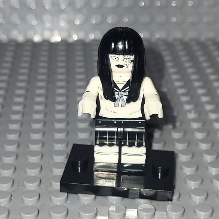 Minifigure / Figurine 📚 Manga Horreur Junji Ito 😱 Tomié