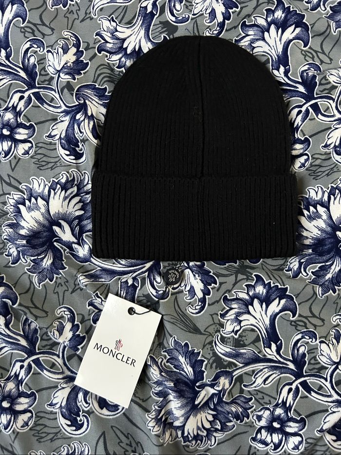 Bonnet Moncler noir - photo numéro 2