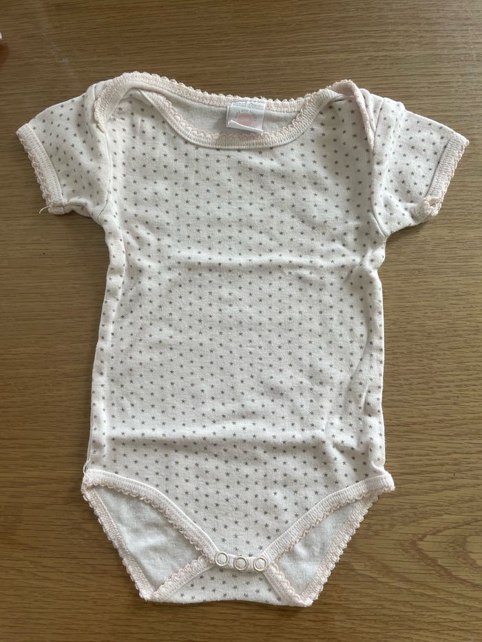 Lot 7 bodies manches courtes - photo numéro 5