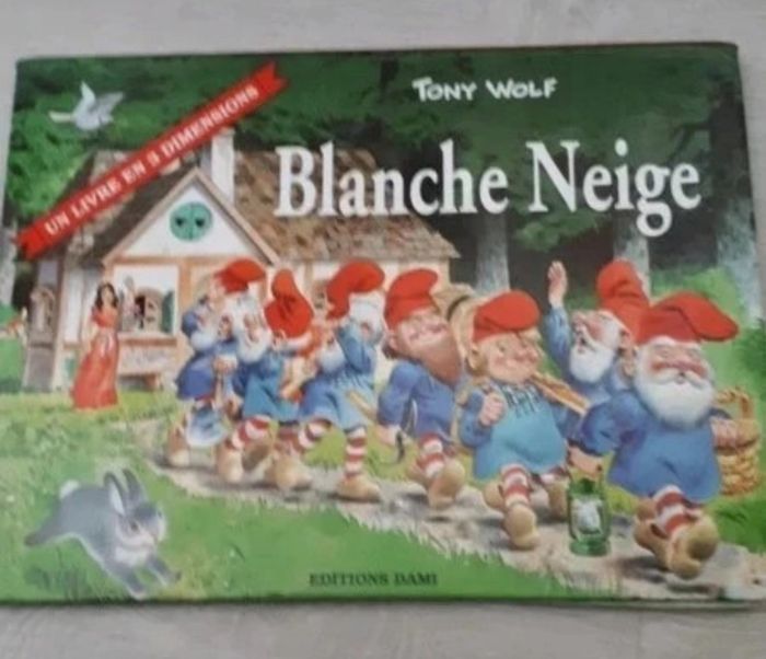Livre pop up blanche neige