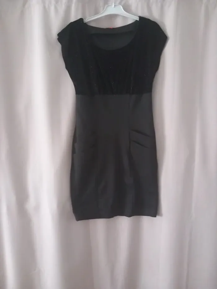 Robe noire