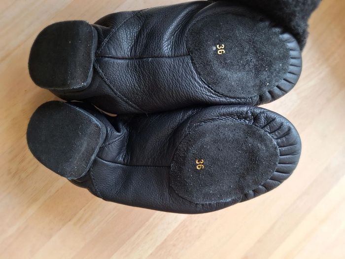 Chaussons de dans cuir Pointure 36 - photo numéro 3