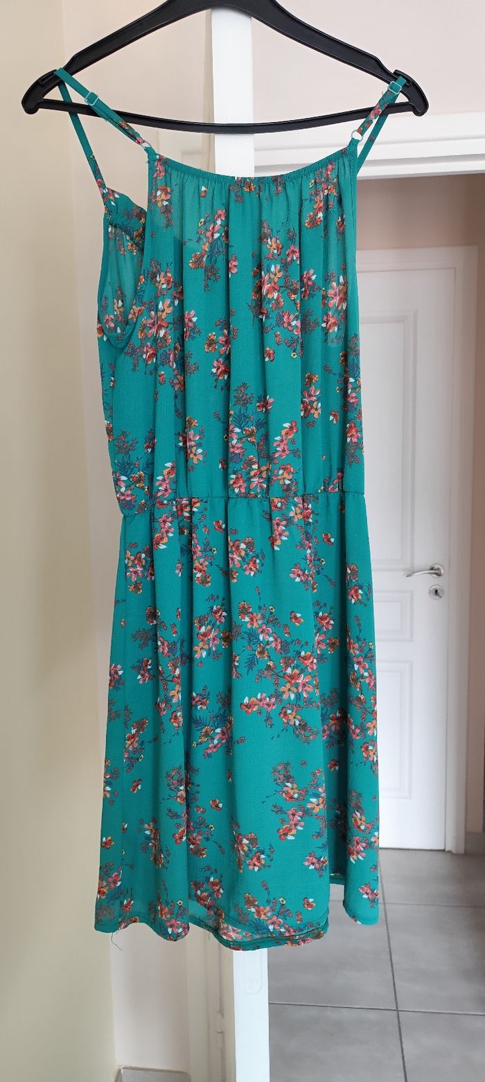 Robe légère à bretelles taille 40 - photo numéro 2