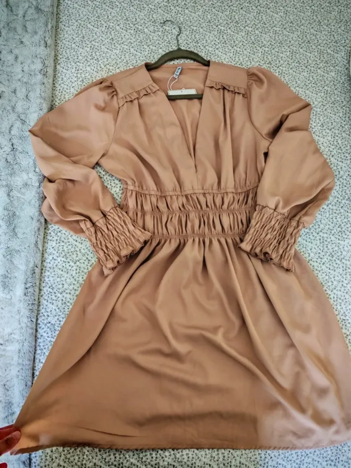 Robe inspi neuve taille M - photo numéro 10
