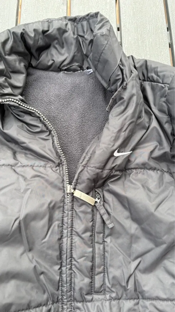 Doudoune Nike noir taille S/M - photo numéro 3