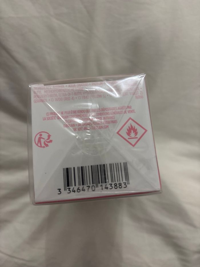 Parfum Aqua allegoria Flora Cherrysia Guerlain 125ml - photo numéro 3